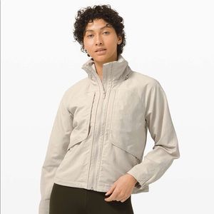 Lululemon Always Effortless Jacket -dune